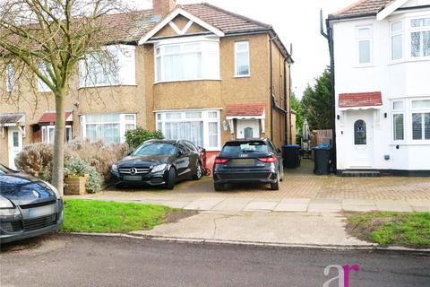 3 bedroom end of terrace house for sale, Connaught Avenue, Enfield, Middlesex, EN1