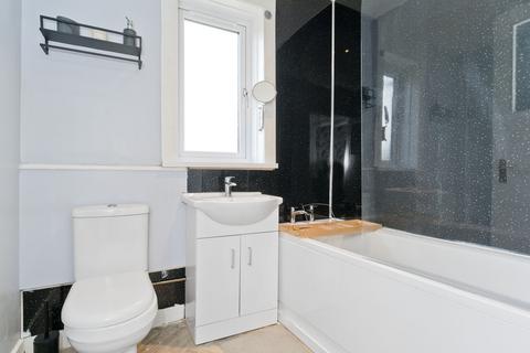 54 Edinburgh Road, Penicuik, EH26 8NR