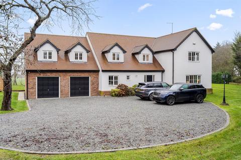 The Brambles Wickham Bishops Road, Hatfield Peverel, Chelmsford, CM3 2JL