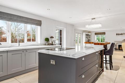 The Brambles Wickham Bishops Road, Hatfield Peverel, Chelmsford, CM3 2JL
