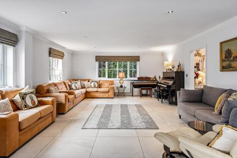 The Brambles Wickham Bishops Road, Hatfield Peverel, Chelmsford, CM3 2JL