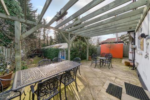 4 bedroom detached house for sale, Beechwood Avenue,  Finchley,  N3