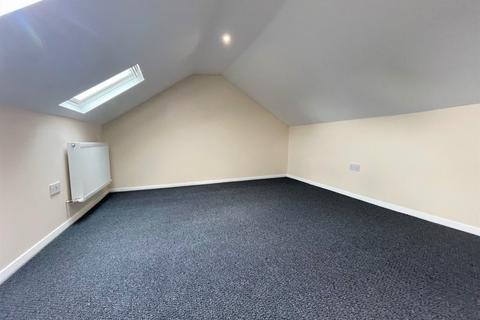 2 bedroom property to rent - Spencer Road, Ilford