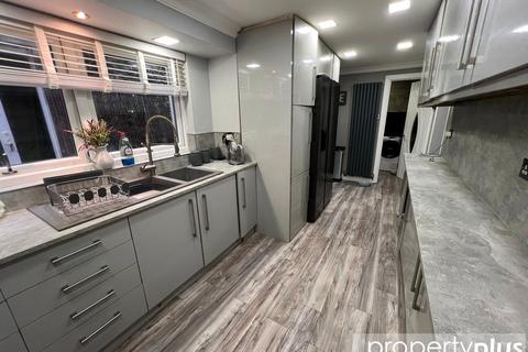undefined, Victoria Street, Ystrad, Rhondda Cynon Taff, CF41