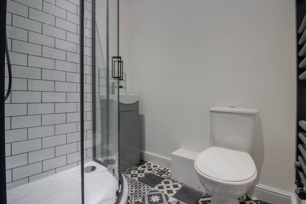 Ensuite 2