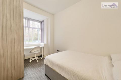 1 bedroom in a house share to rent, Room 1, 30 Chamberlain Street, Stoke-on-Trent ST1