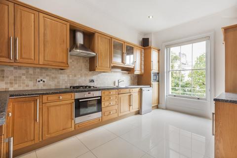 3 bedroom flat for sale, Clifton Gardens, London