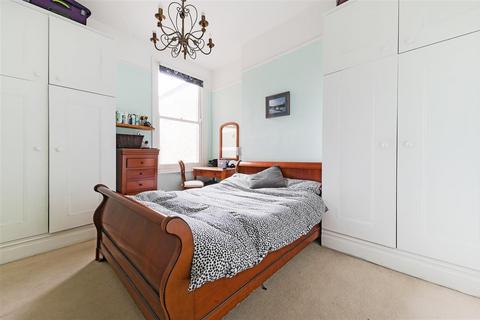 2 bedroom apartment for sale, Woodside, Woodside, London