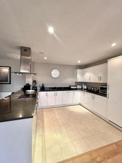 3 bedroom flat for sale, Hammersmith, W6