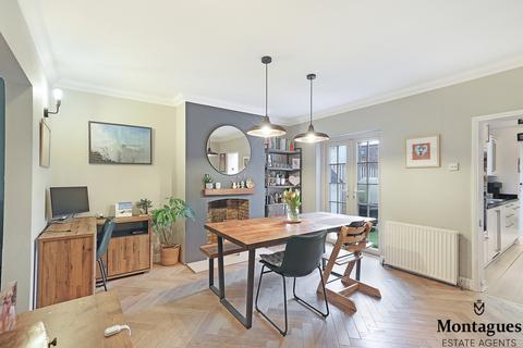 26 Hemnall Street, Epping, CM16 4LR