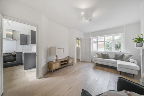 4 Downsview Gardens, London, SE19 3XQ