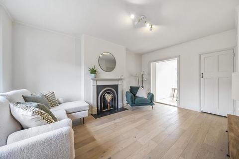 4 Downsview Gardens, London, SE19 3XQ