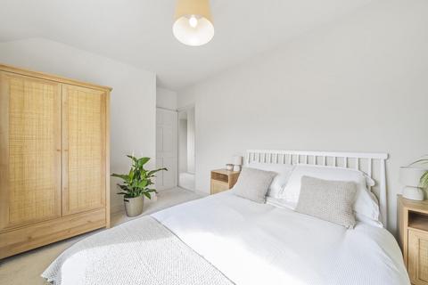4 Downsview Gardens, London, SE19 3XQ