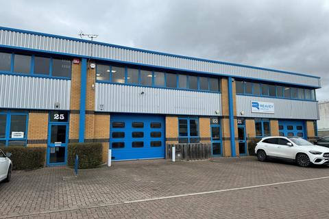 Industrial unit to rent - 23 Mitchell Point, Ensign Way, Hamble, Southampton, SO31 4RF