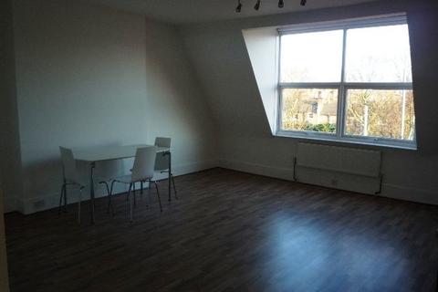 Studio to rent, Parsifal Road, West Hampstead NW6