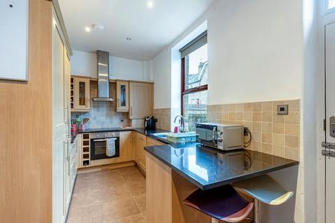 28 Ash Grove, Ilkley, LS29 8EP