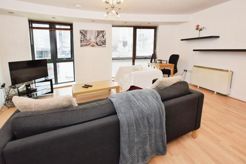 2 bedroom flat to rent, City South, 39 City Road East, Southern Gateway, Manchester, M15