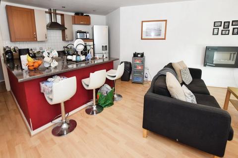 2 bedroom flat to rent, City South, 39 City Road East, Southern Gateway, Manchester, M15