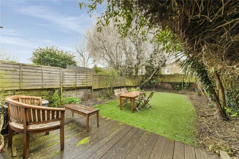 175 Middleton Road, London, E8 4LL