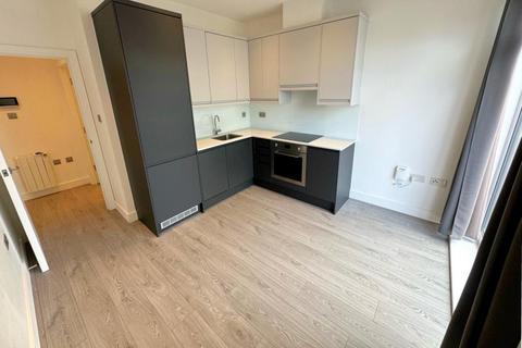 1 bedroom apartment to rent, Aviv Place, Addlestone KT15