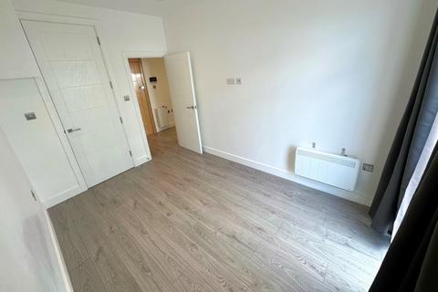1 bedroom apartment to rent, Aviv Place, Addlestone KT15