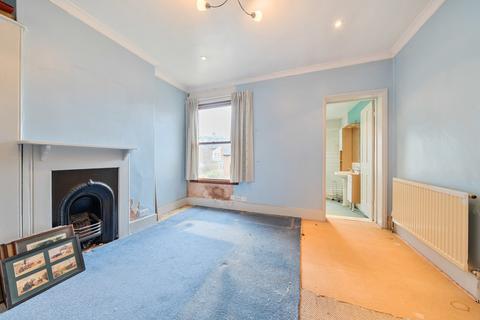 42 Artillery Road, Guildford, GU1 4NW