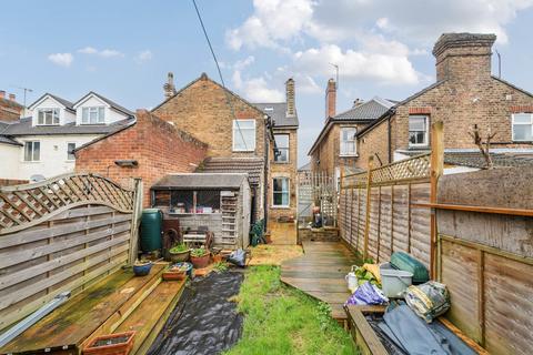 42 Artillery Road, Guildford, GU1 4NW