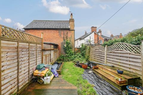42 Artillery Road, Guildford, GU1 4NW