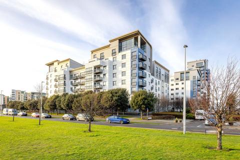 3 bedroom flat for sale, 3/18 Western Harbour Midway, Newhaven, Edinburgh, EH6 6LD