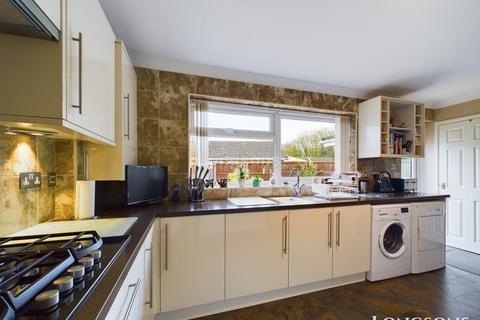 1 Longfields, Swaffham, PE37 7RH