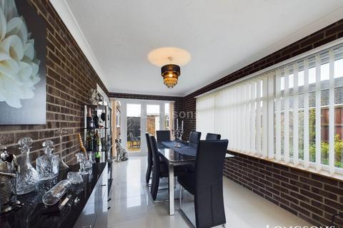 1 Longfields, Swaffham, PE37 7RH