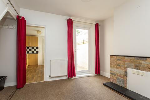 2 bedroom terraced house for sale, Oswald Road, Dover, CT17