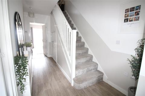 10 Fortuna Road, Blunsdon, Swindon, SN26 7AT
