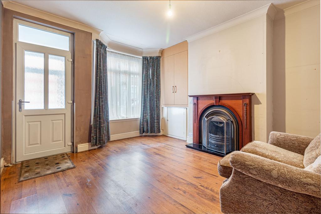 Carlyle Road, Aston Fields, B60 2PN 2 bed terraced house for sale £