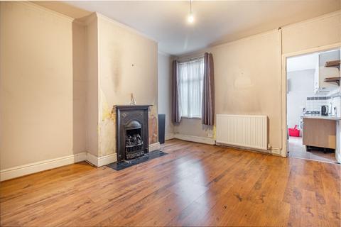17 Carlyle Road, Aston Fields, Bromsgrove, B60 2PN