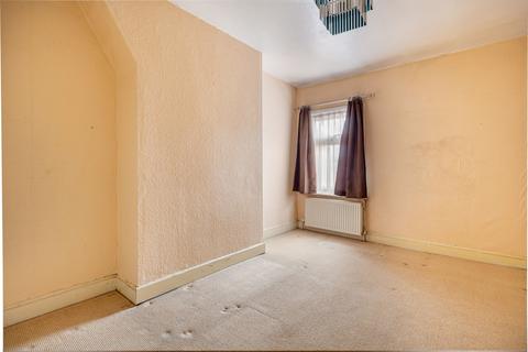 17 Carlyle Road, Aston Fields, Bromsgrove, B60 2PN