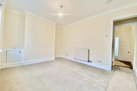 2 bedroom terraced house to rent, Ramsgate CT11