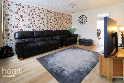 3 bedroom detached house for sale, Maldwyn Close, Swindon