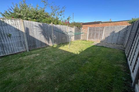 42 Bathurst Road, Staplehurst, Tonbridge, TN12 0LQ