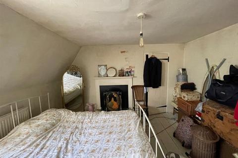 2 bedroom semi-detached house for sale, Staplehurst, Kent
