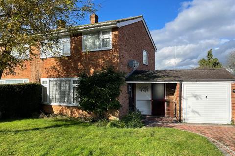 14 Bathurst Road, Staplehurst, Tonbridge, TN12 0LG
