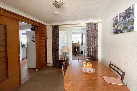 12 Bathurst Road, Staplehurst, Tonbridge, TN12 0LG