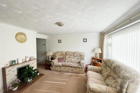 12 Bathurst Road, Staplehurst, Tonbridge, TN12 0LG