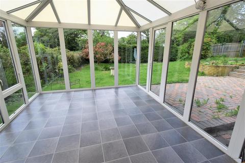 61 Bathurst Road, Staplehurst, Tonbridge, TN12 0LQ