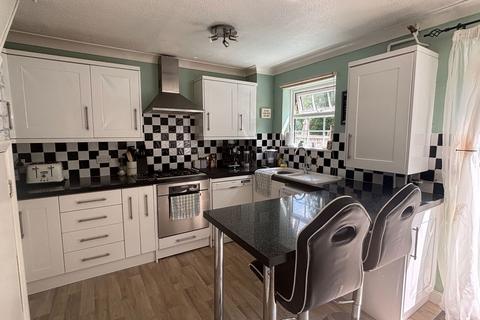 3 bedroom terraced house for sale, Weld Close, Staplehurst