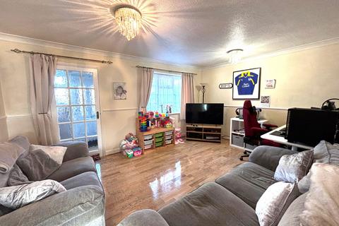 undefined, Weld Close, Staplehurst