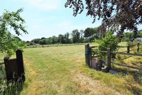 5 bedroom detached house for sale, Marden, Kent