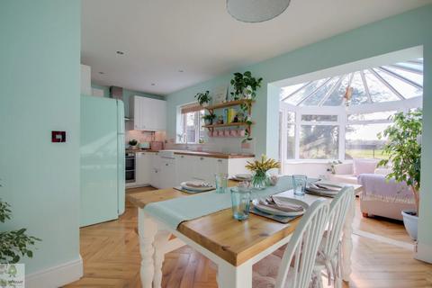 24 Green Close, Great Haywood, Stafford, ST18 0WF