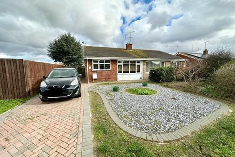 2 bedroom semi-detached bungalow for sale, Leggatt Drive, Ipswich IP8
