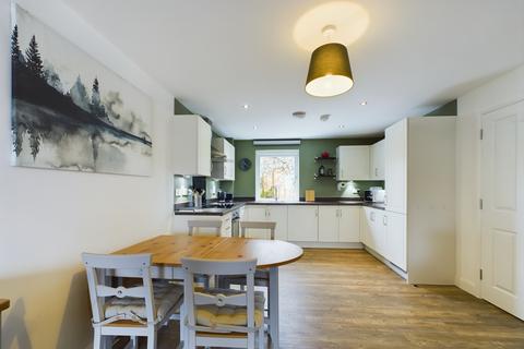 1 bedroom flat for sale, Locksbridge House, Gilles Meadow, Basingstoke, RG24